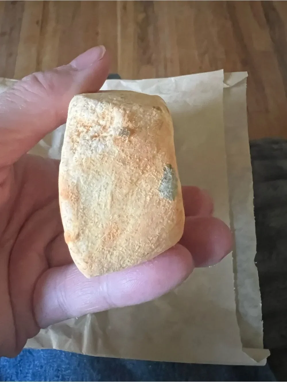 Lush MILKY REUSEABLE BUBBLE BAR